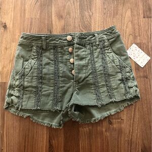 Free People women’s denim shorts Size 2